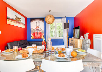 COREE TABLE A MANGER