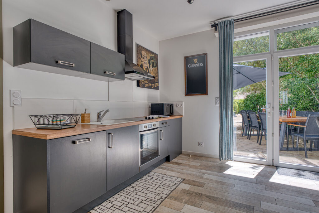 Le Sherwood - Location de maison de vacances sur Notre Dame de Monts en Vendée 8 Cuisine Villa Irlande Notre Dame de Monts