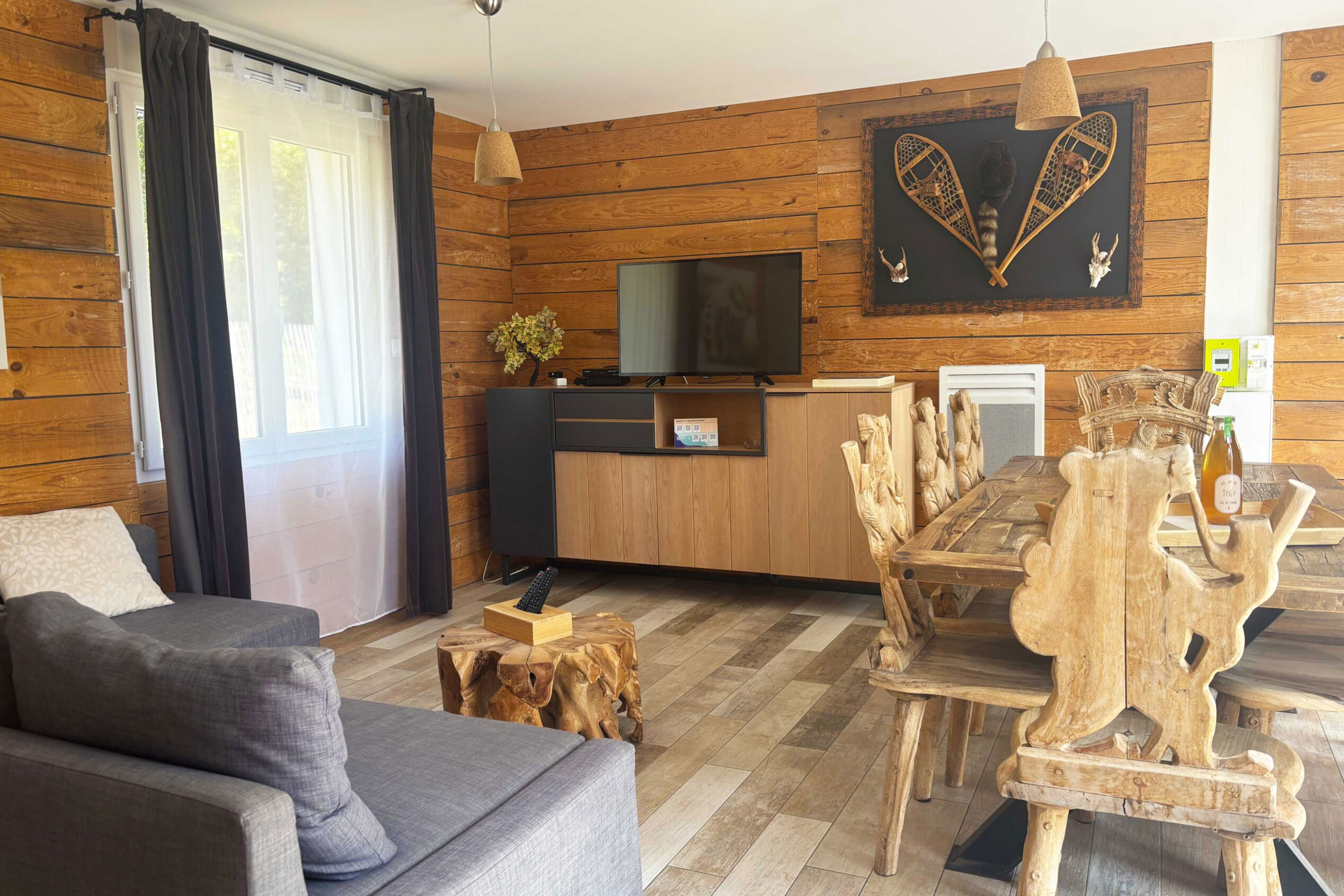 CANADA PAGE VILLA