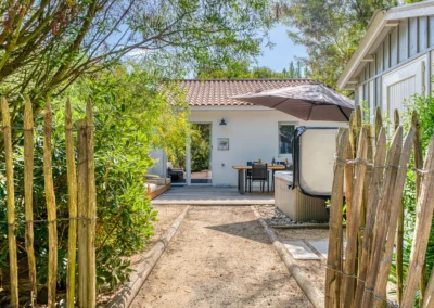 Allée d'entrée villa brésil au domaine le shewood