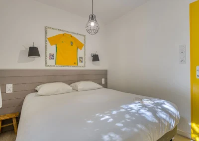 chambre villa brésil au domaine le sherwood pour un séjour entre amis ou en famille
